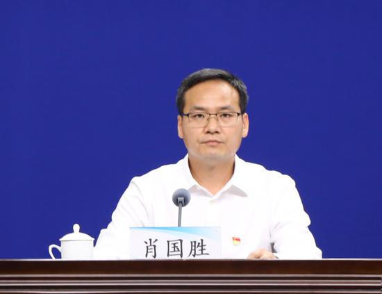 肖港连国胜最新消息，友情小船的温馨航行之旅