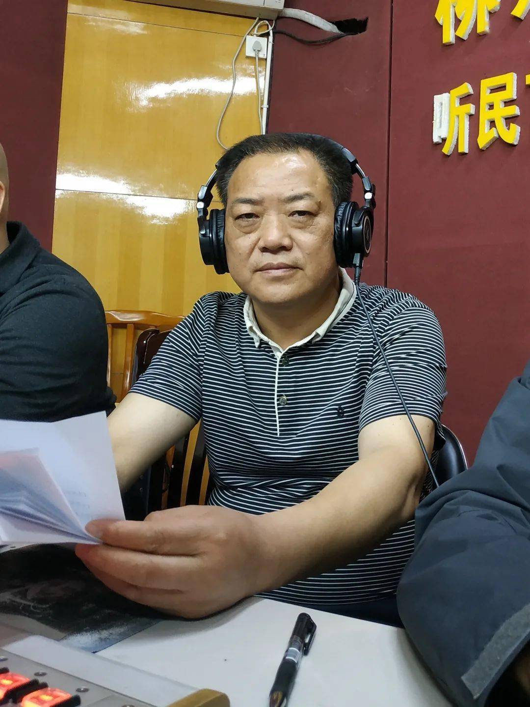 2024正版新奥管家婆香港,精细化实施分析_HYZ58.194人工智能版
