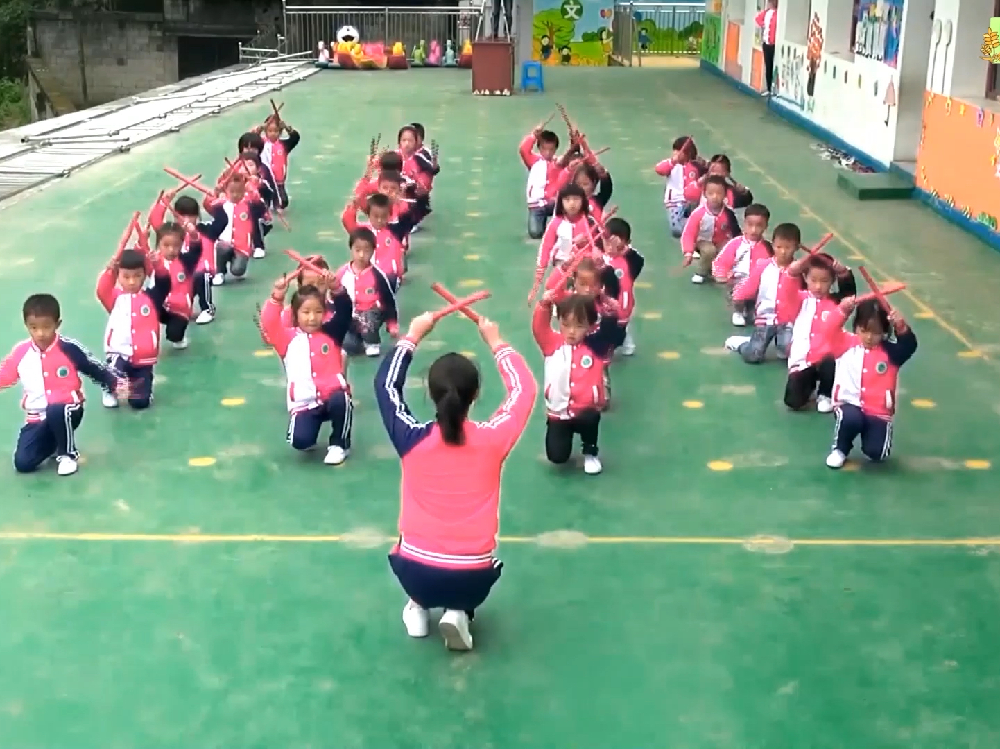 最新幼儿园舞蹈早操，争议与观点探讨