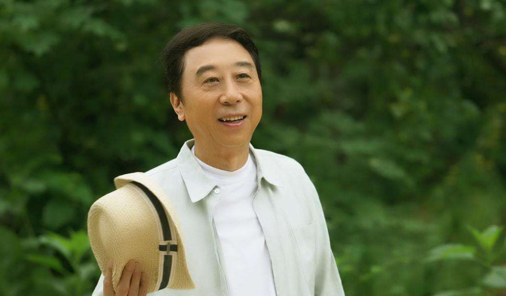 新小品演员的日常趣事揭秘，台前幕后的欢乐瞬间