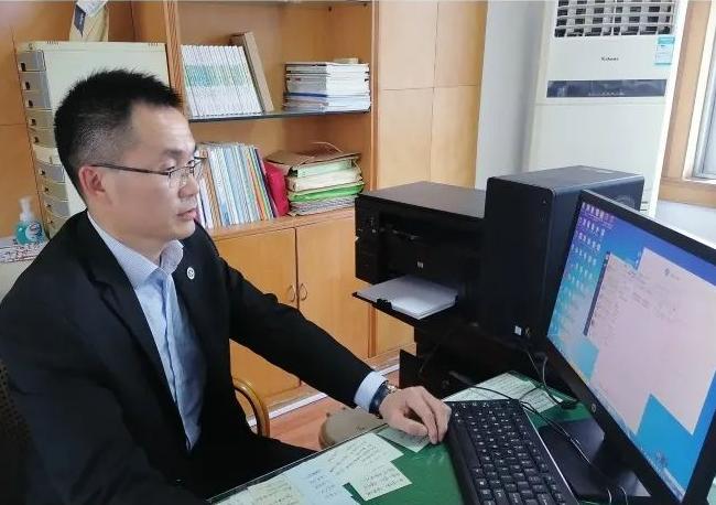 友谊与家的较量，时事辩论会最新一期辩论风采展示