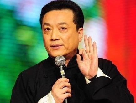 王平相声演员,王平相声演员的高科技产品盛宴，体验前沿科技，感受未来生活魅力