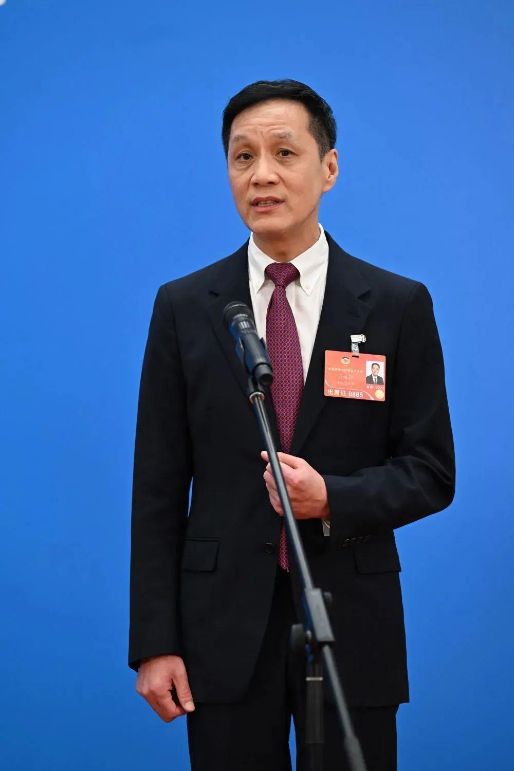 男演员田，炸裂演技，魅力非凡