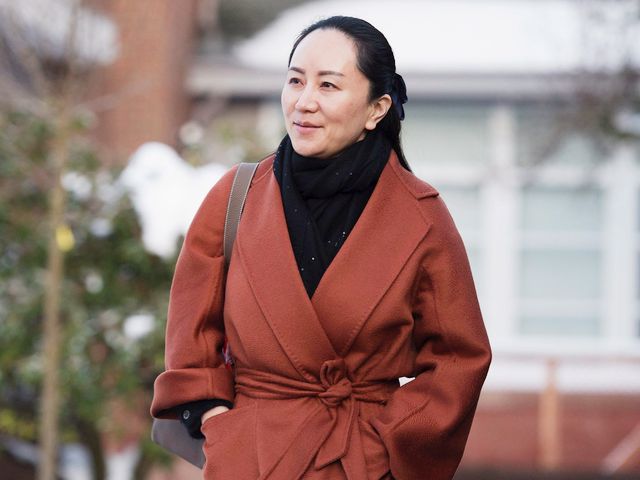 孟晚舟归国之旅，家庭团聚的温馨时刻