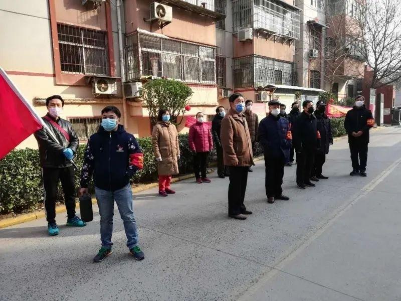 新冠状肺炎最新动态，巷弄深处的独特小店观察